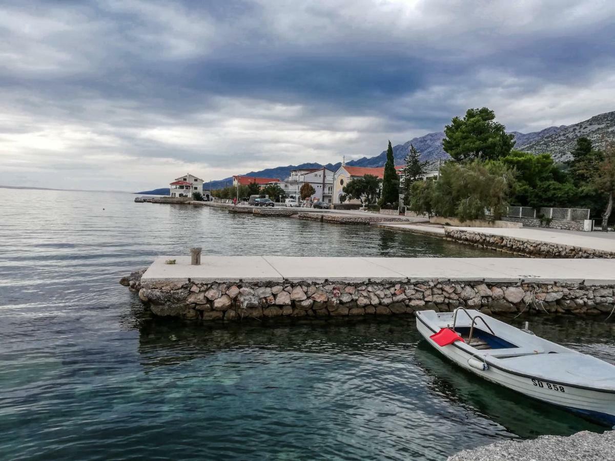 Apartments Marta Starigrad Paklenica Exterior photo